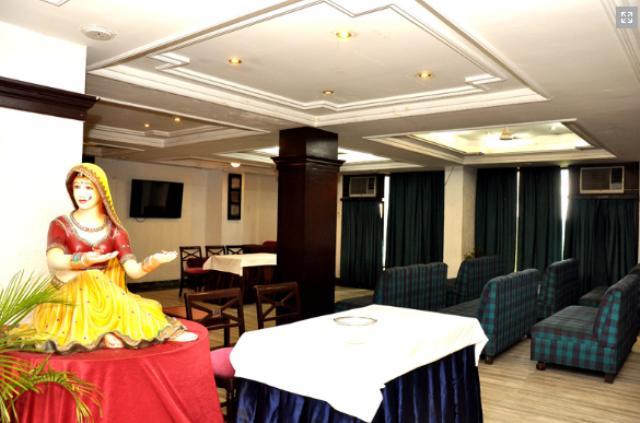 Hotel Dayal International, ジャムシェードプル エクステリア 写真