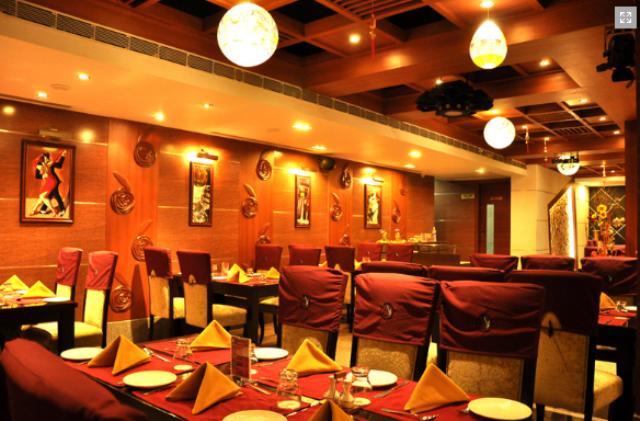 Hotel Dayal International, ジャムシェードプル エクステリア 写真
