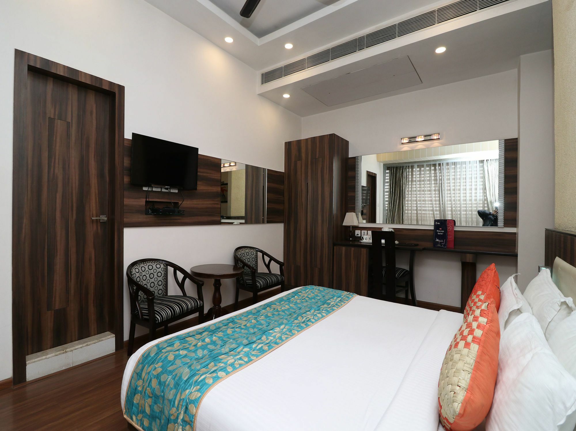 Hotel Dayal International, ジャムシェードプル エクステリア 写真