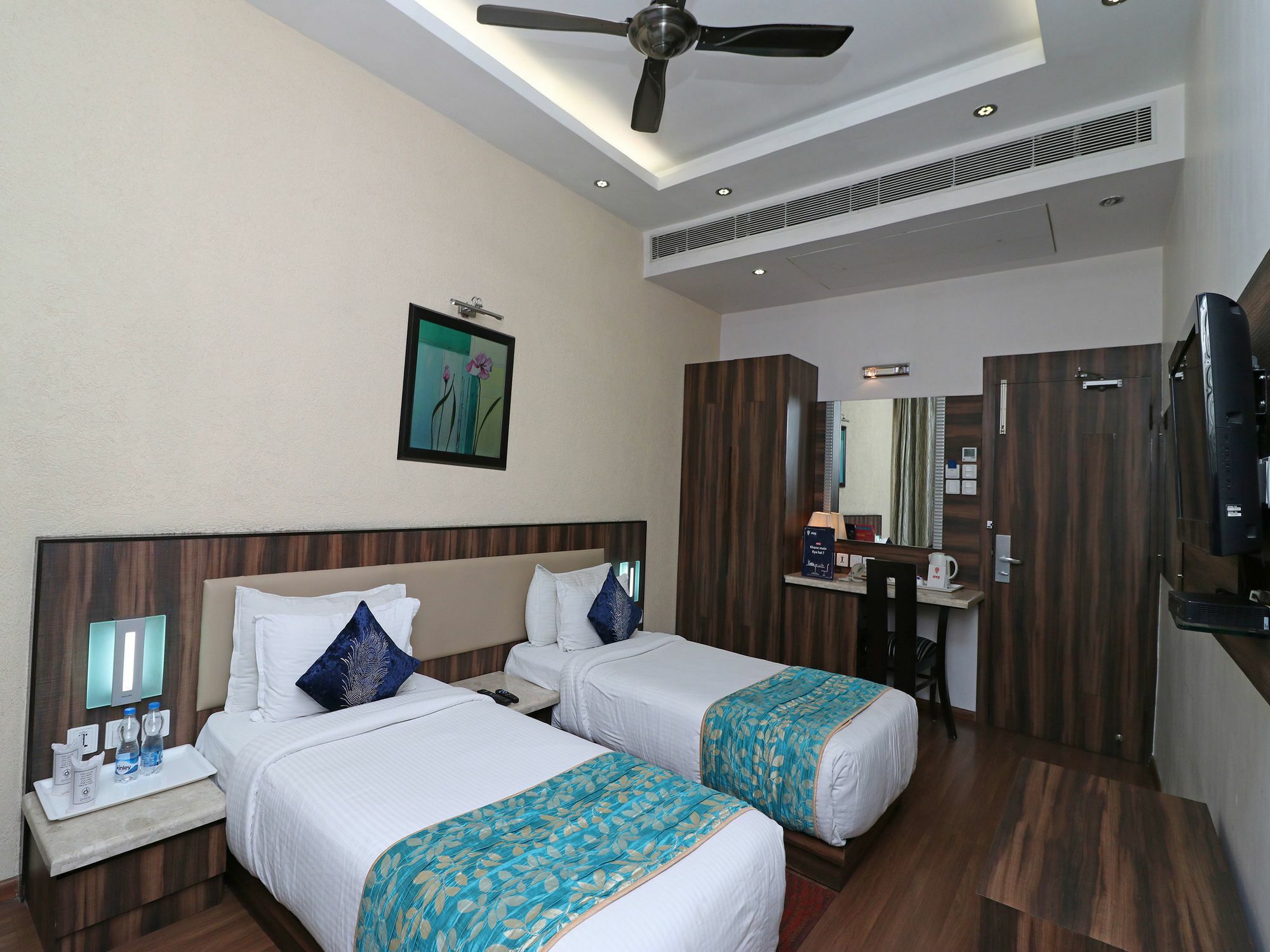 Hotel Dayal International, ジャムシェードプル エクステリア 写真